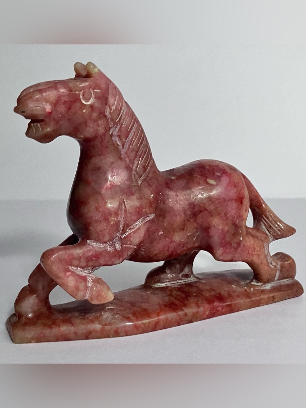 Vintage CHINESE SOAPSTONE Carved Horse / MOTTLED Reddish-Orange / 4.75 Inches